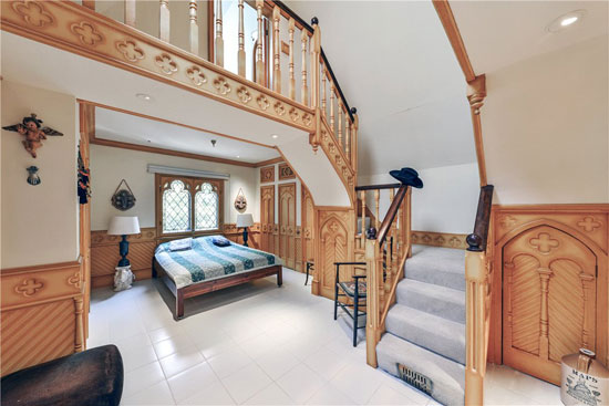 19th-century gothic revival house in London NW1