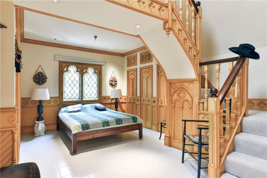 19th-century gothic revival house in London NW1