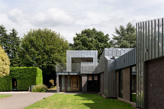 Remodelled 1960s Eashing House in Godalming, Surrey