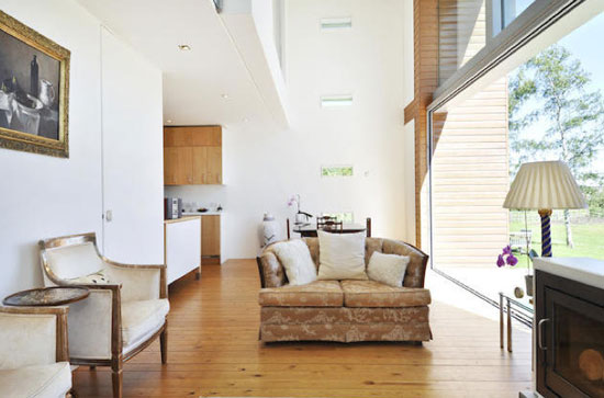 Three-bedroom contemporary modernist property in Southwick, Cambridgeshire
