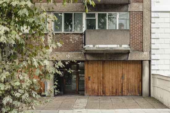 1950s Erno Goldfinger modernist apartment in London NW1