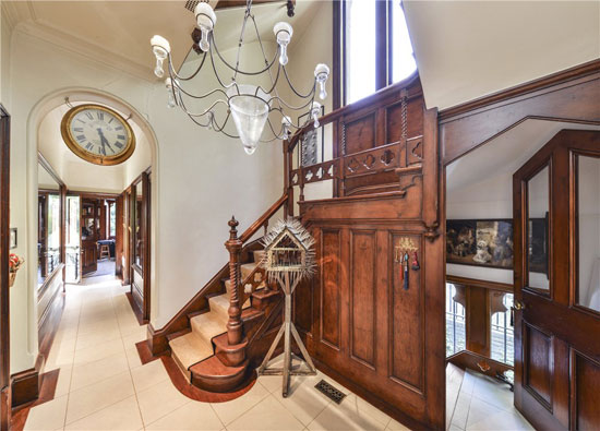 19th-century gothic revival house in London NW1