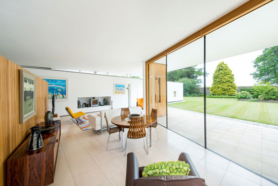Gareth Hoskins-designed contemporary modernist property in Ladybank, Fife, Scotland