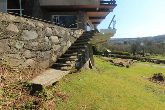 Frank Lloyd Wright-inspired modern house in Garelochhead, Argyll and Bute, Scotland