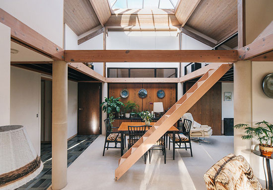 1980s Ian Taylor-designed single-storey property in Gaunts Common, Dorset