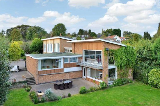 On the market: Six-bedroom contemporary modernist house in Thurgarton, Nottinghamshire