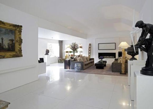 glas3 Five-bedroomed Ruberslaw house in Whitecraigs, Glasgow, Lanarkshire