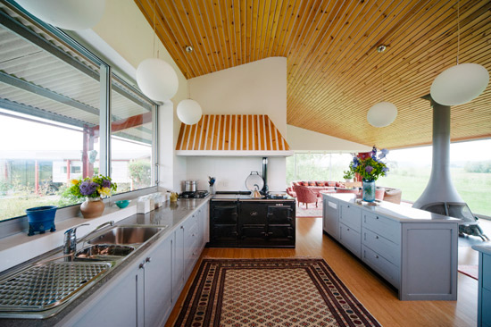 Richard Paxton-designed modernist barn in Glastonbury, Somerset