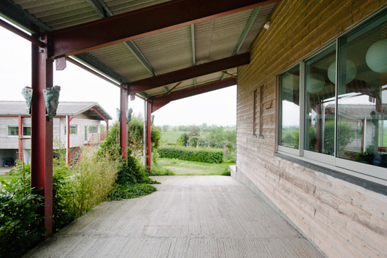 Richard Paxton-designed modernist barn in Glastonbury, Somerset