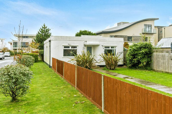 1920s art deco: Three bedroom property in Goring-by-Sea, West Sussex