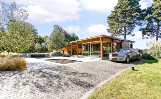 1960s Erno Goldfinger Teesdale House property Windlesham, Surrey