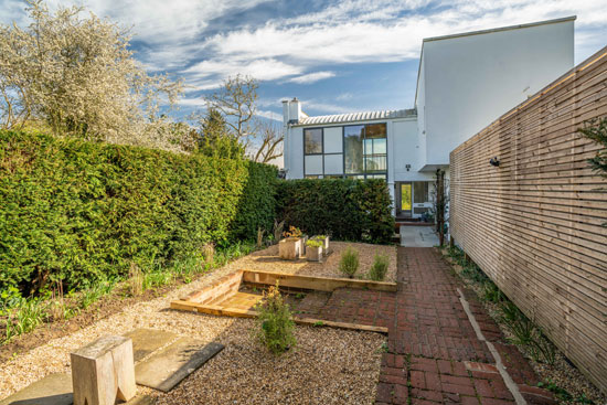 1930s Erno Goldfinger modern house in Dunmow, Essex