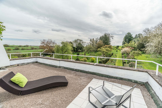 1930s Erno Goldfinger modern house in Dunmow, Essex