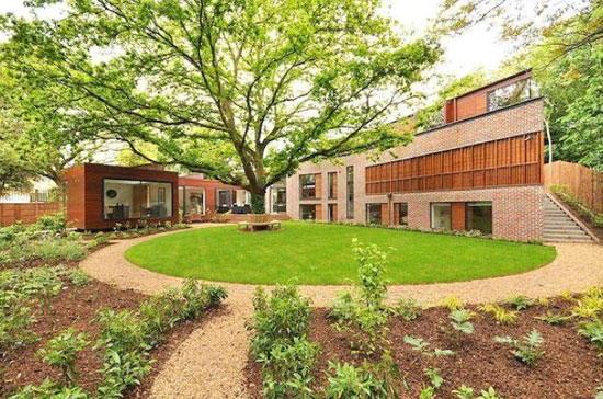 On the market: Michael Crowley-designed contemporary modernist property in Grove Park, London SE5