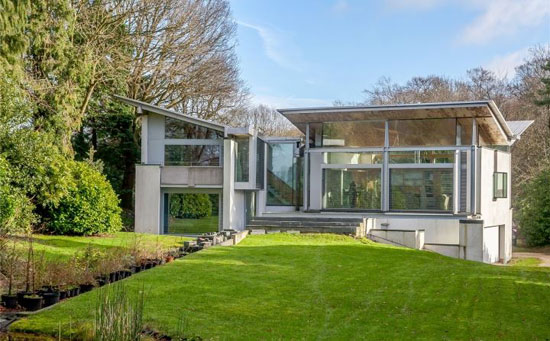 Grand Designs: The Inverted-Roof House in Amersham, Buckinghamshire