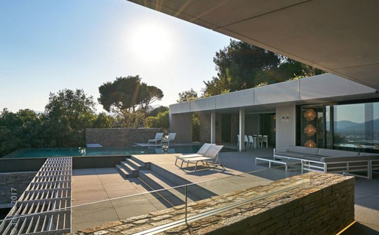 Coastal modernism: Five-bedroom property in Grimaud on the French Riviera, France