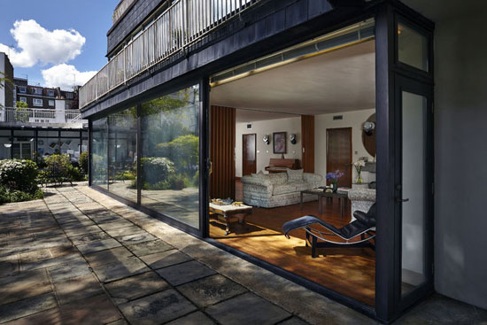 1930s grade II-listed Walter Gropius-designed modernist property in London SW3