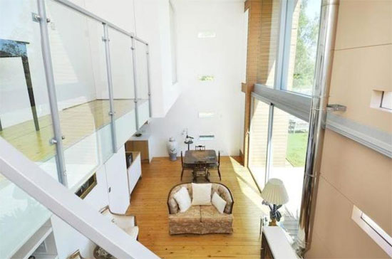 Longwood House contemporary modernist property in Southwick, Northamptonshire