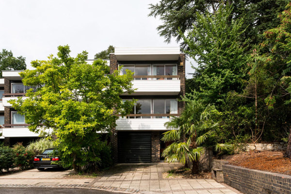 Norman Starrett 1960s modernist townhouse in Chislehurst, Kent