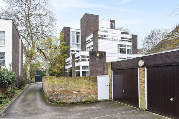1960s Walter Greaves modernist property in Blackheath, London SE3