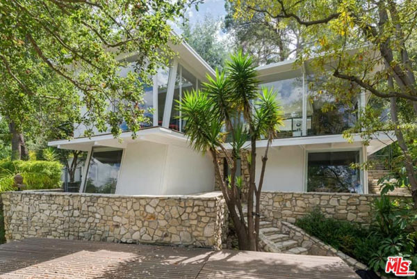 1950s midcentury modern: Harry Greene-designed property in Los Angeles, California, USA