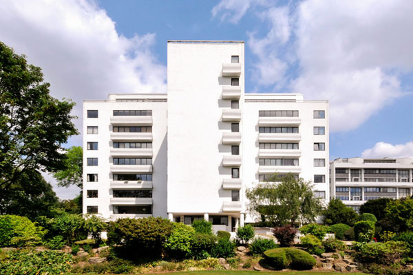 Grade I-listed modernism: Apartment in the 1930s Berthold Lubetkin-designed Highpoint in London N6