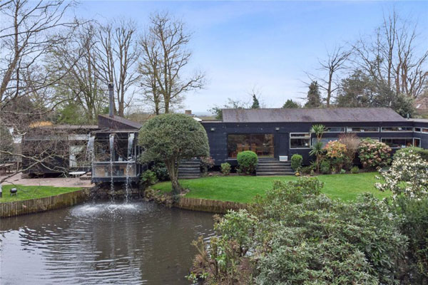 1960s Edward Samuel modern house in Stanmore, Greater London