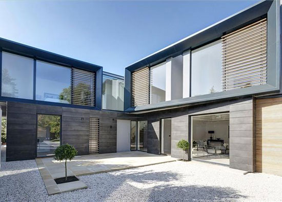 Hilltop House contemporary modernist property in Kingston upon Thames, Surrey
