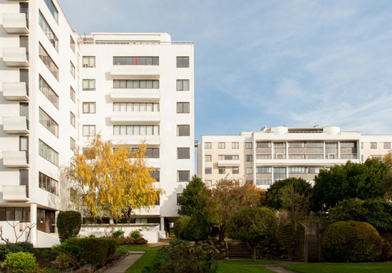 On the market: Four-bedroom duplex apartment in the 1930s Grade I-listed Berthold Lubetkin-designed Highpoint II building in North Hill, London N6