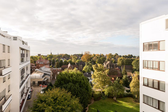 Apartment in the Berthold Lubetkin-designed Grade I-listed Highpoint I building in London N6