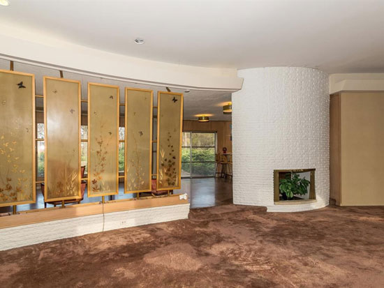 Four-bedroom 1950s midcentury modern property in Indianapolis, Indiana, USA