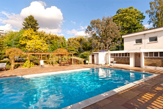 1930s modernism: Apartment in the Berthold Lubetkin-designed Highpoint I building in London N6