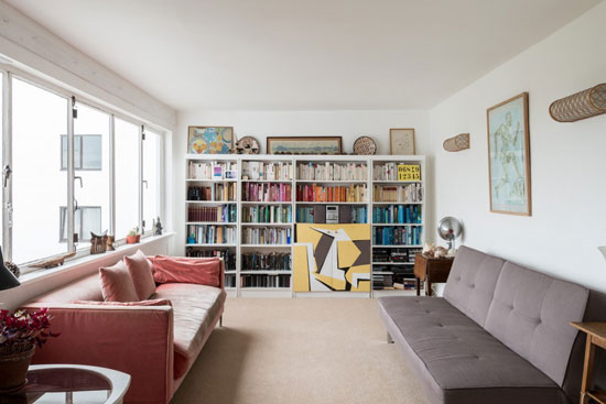Apartment in the 1930s Berthold Lubetkin-designed Highpoint I in London N6