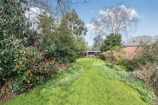 1950s modernist property in Ham, Richmond, Surrey