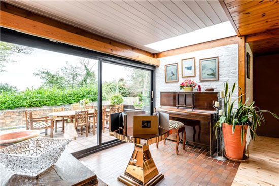 1960s Edward Samuel modern house in Stanmore, Greater London