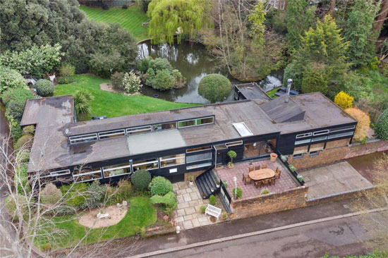 1960s Edward Samuel modern house in Stanmore, Greater London