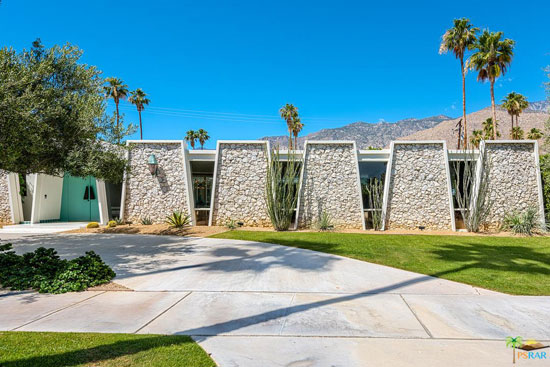 1960s Hal Levitt midcentury property in Palm Springs, California
