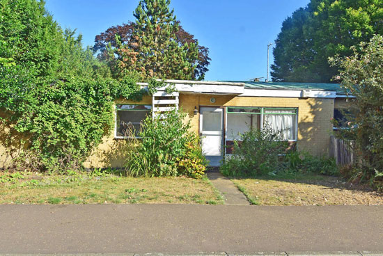 1960s Lesley Gooday midcentury modern house in Richmond, Surrey