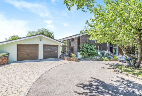 1960s midcentury modern house in Alresford, Hampshire