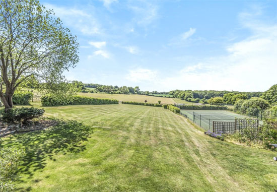 1960s midcentury modern house in Alresford, Hampshire