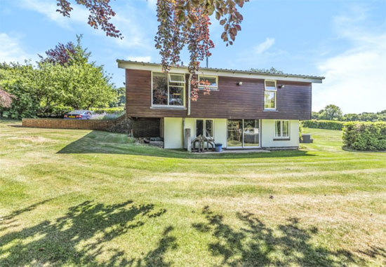 1960s midcentury modern house in Alresford, Hampshire