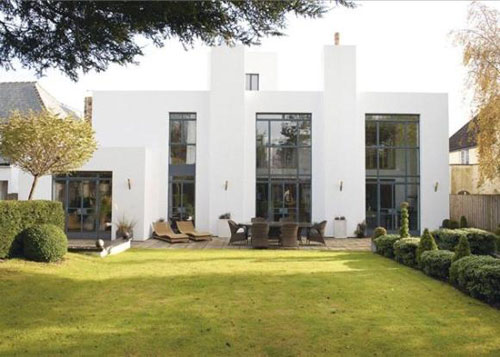 Contemporary modernist house in Harrogate, North Yorkshire