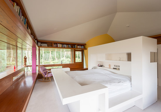 Michael Wilford-designed contemporary modernist property in Hartfield, East Sussex