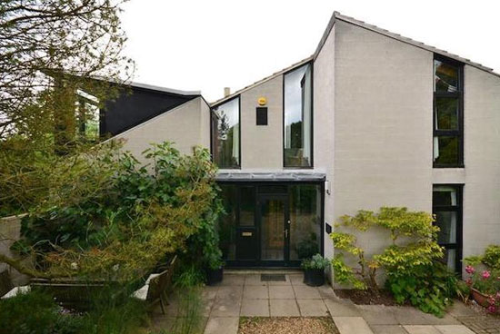 1970s Boston Saunders Architects-designed Lantic House in Haslingfield, near Cambridge