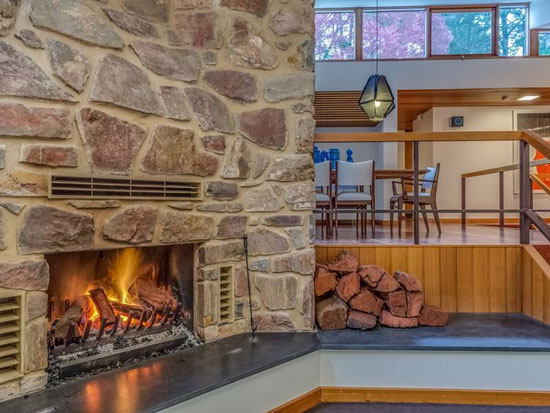 1970s Hassell & Partners-designed midcentury-style property in Adelaide, South Australia