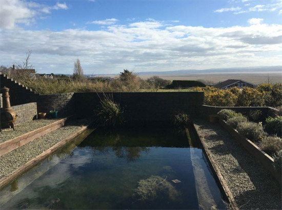 1950s modernist property in Heswall, Cheshire