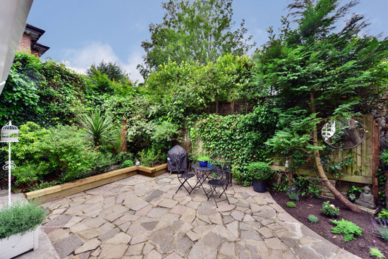 1970s Stout & Litchfield modern house in Highgate, London N6