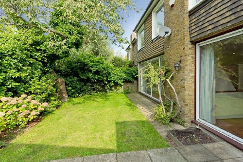 high4 1960s four-bedroomed detached house in Highgate, North London