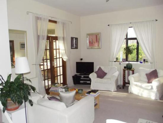 hill3 1930s Hillhome four bedroom art deco property in Portencross, West Kilbride, Ayrshire