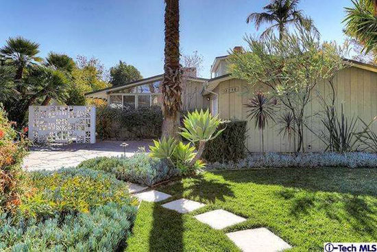 1950s William Krisel and Dan Palmer-designed midcentury modern property in North Hollywood, California, USA